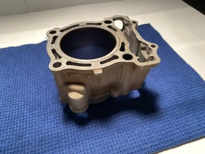 2002 YAMAHA WR250F YZ250F OEM ENGINE MOTOR CYLINDER BORE JUG OEM  - Image 1 of 4
