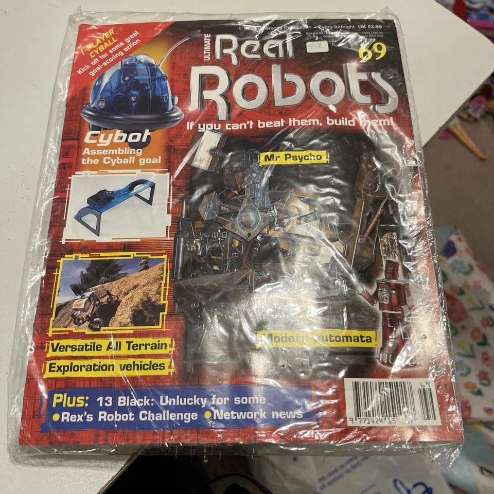 Eaglemoss ULTIMATE REAL ROBOTS  magazines various issues - Image 1 of 2