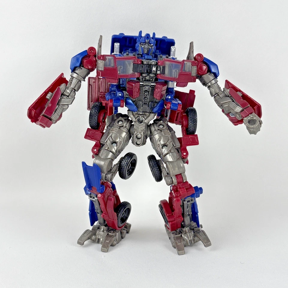 Transformers Studio Series SS-05 ROTF Optimus Prime 2017 Takara Missing Parts - Image 1 of 4
