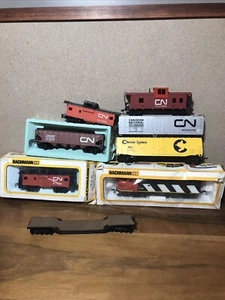 Ho bachmann Lot of CN F7 loco/Caboose/Box/flat/hope Read - Picture 1 of 12