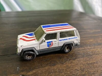 Matchbox 1986 Jeep Cherokee National Ski Patrol *READ - Image 1 of 4