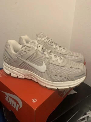 Nike Air Zoom Vomero 5 Lt Orewood Marrón talla 13.5 mujer talla 12 hombre fz3780 101 Foto 1 de 4