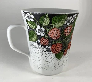 Taza de porcelana con paneles Chodziez frambuesas rojas flores blancas fruta floral Polonia - Imagen 1 de 8