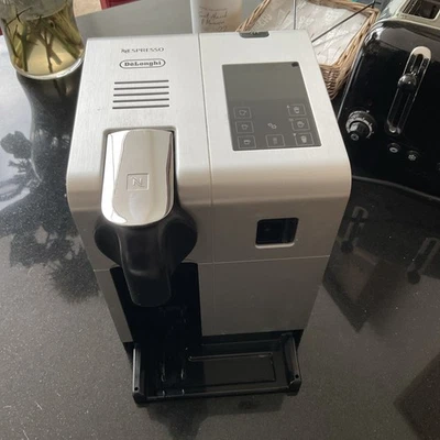 Carcassa Nespresso Latissima Pro En750 solo per ricambi o riparazioni - Immagine 1 di 4