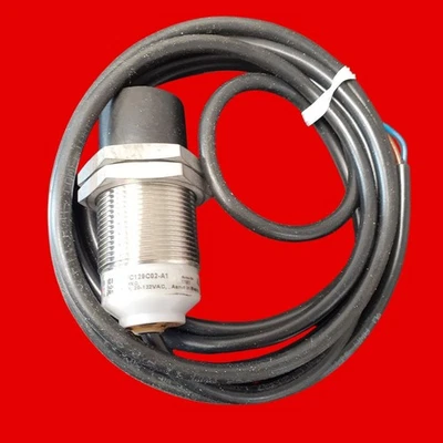 Eaton E59-M30C129C02-A1 iProx Programmable Inductive Proximity Sensor - Image 1 of 4