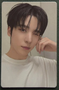 ATEEZ Golden Hour Part 3 12th Mini Album YUNHO Photocard Official Platform D - Picture 1 of 2