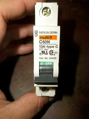 NEW NO BOX MERLIN GERIN C60N 24433 MULTI9 CIRCUIT BREAKER 13A 1P (249-1) - Image 1 of 2