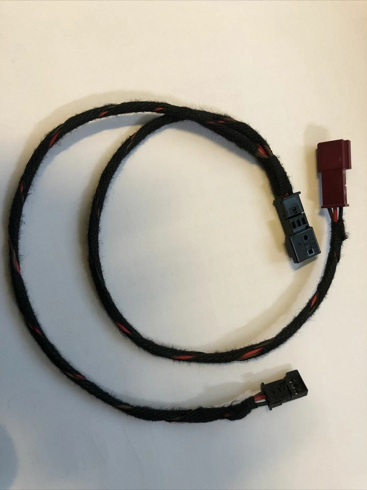BMW F30 F32, F36 F80 3/4 Series Y Cable for Ambient Light LCI AC/Radio Retrofit - Image 1 of 4