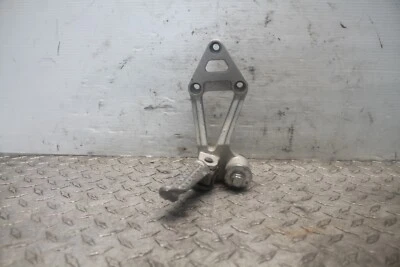 Kawasaki Ninja 600R 1989 clavija trasera derecha Foto 1 de 4