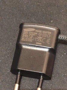 Chargeur secteur Samsung eta0u10ebe - Chargeur micro USB - Photo 1 sur 2
