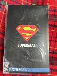 Figura de acción DC Comics Superman sexta escala 1/6 Sideshow coleccionables - Imagen 1 de 9