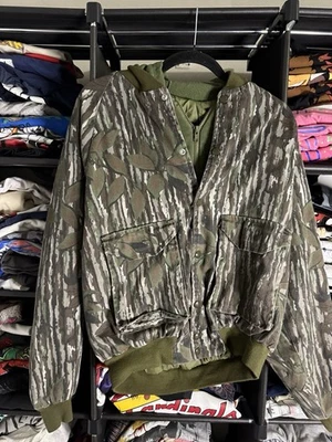 Red Head Realtree Camo Hooded Hunting Jacket Youth Sz Med - Image 1 of 4