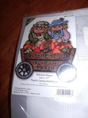 Cute WELCOME WAGON PUMPKIN PATCH Plastic Canvas Kit 14" x 17"  Design Works  - Image 1 of 3
