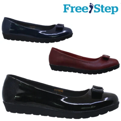 LADIES LIGHTWEIGHT WALKING WORK FLAT COMFORT CASUAL LOAFERS NURSE PUMPS SHOES  - Image 1 of 4