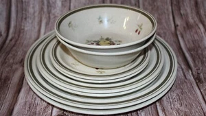 ROYAL DOULTON Cornwall 8-pcs Dinner-Salad-Bread Plate & Bowl*VTG England*Lambeth - Picture 1 of 11