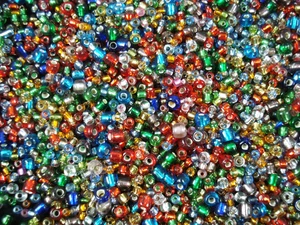 Seed Beads 2/3/4mm Silver Lined Mix 500g (1/2kg) Glass DIY Jewellery Bracelets - Picture 1 of 2
