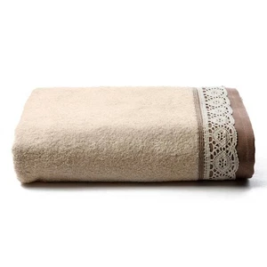 CALEFFI Sofy 100x150 cream sponge bath towel with lace edge - Picture 1 of 1
