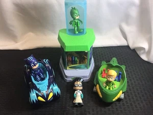 Lote de juguetes PJ Masks, figuras de acción, vehículos - Imagen 1 de 5