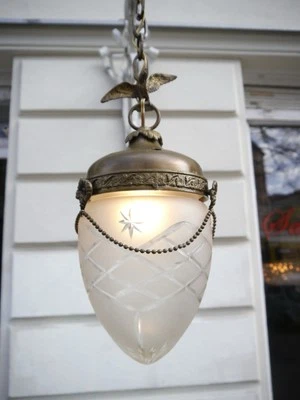 ANTIQUE CEILING LAMP ART NOUVEAU CHANDELIER BRASS CUT SATINED GLASS EAGLE 1910 - Image 1 of 4