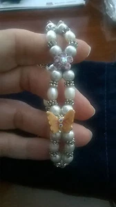 ARMBAND PERLE SILBER/ROSA/SCHMETTERLING/BLUME NIE GETRAGEN BLING DAMEN GESCHENK (J) - Bild 1 von 7