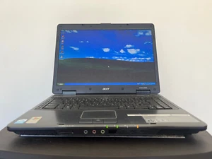 FAST Acer Win XP Laptop - Extensa 5220 15.4" + 120GB HD + 2GB RAM--FULLY WORKING - Picture 1 of 12