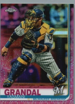 2019 Topps Chrome Update #17 Yasmani Grandal Pink Refractor - Image 1 of 2