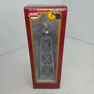 Model Power 630 HO Scale Flashing  Search Light Tower  NIB - Image 1 of 4