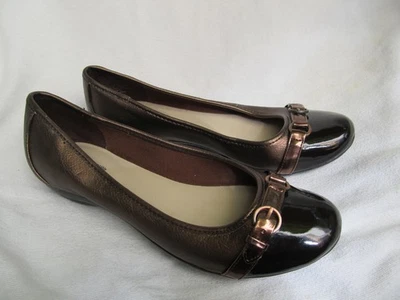 Zapatos planos Croft & Barrow para mujer bronce imitación cuero metálico gato sin cordones talla 7 W Foto 1 de 4