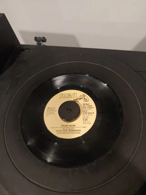 Vicki Sue Robinson - Trust In Me Mono Stereo Sides Disco RCA PROMO Tested - Image 1 of 3