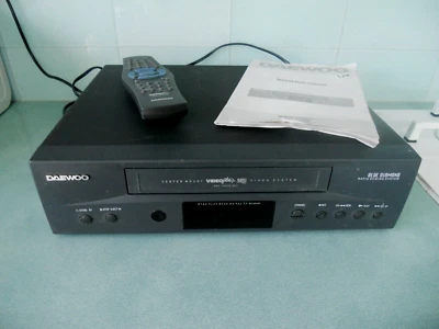 DAEWOO VHS VIDEO CASSETTE RECORDER WITH REMOTE - VIDEOPLUS+ - DV-K244P - Image 1 of 4