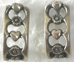 ❤️ PENDIENTES RETIRADOS JAMES AVERY FLORES DE CORAZÓN X- POSTES RAROS PLATEADOS con CAJA JA ❤️ - Imagen 1 de 6