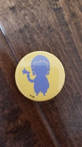 2018 FOX LIMITED EXCLUSIVE PROMO BUTTON PIN BADGE BOB'S BURGERS GENE BELCHER - Picture 1 of 1