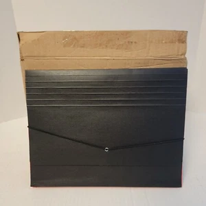 SJP Fusion Clutch Organizer LETTER, 1-3/4" Expansion Black/Red, 10 Per Box - Picture 1 of 4