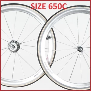 JUEGO DE RUEDAS CAMPAGNOLO VENTO 16-HPW 8s VELOCIDADES CUBIERTA RUEDAS VINTAGE 650c TRIATHLON - Imagen 1 de 23