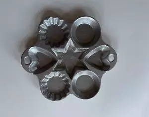 Sartén para hornear tarta muffin de metal vintage corazón estrella acanalada decorativa redonda - Imagen 1 de 3