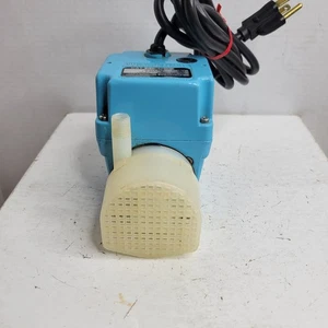 Little Giant Pump 2E-N Submersible Pond Trough Water 1.7A Powerful - Picture 1 of 5