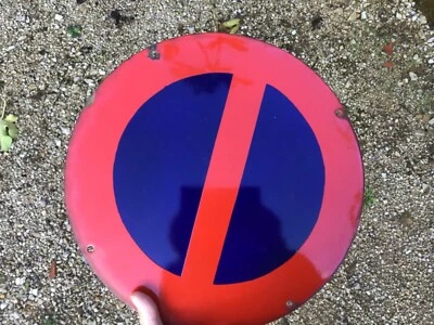 Superbe Ancien panneau de signalisation stationnement interdit  CHATEAU DIAM 30 - Photo 1/4