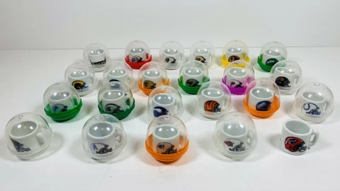 Mini Ceramic NFL Football Team Mugs Vintage Collectible Vending Capsule Toys Cover
