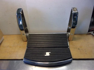 STIDD FOLDING FOOT REST Chrome BRONZE-BLACK pad 16-5/8" Wide MARINE BOAT - Foto 1 di 7