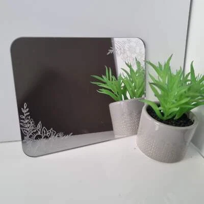 Прямоугольное зеркало с цветочным рисунком - Изображение 1 из 3