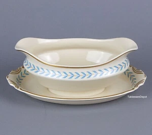Syracuse SHERWOOD, Gravy Boat with Attached Tray, Old Ivory, SUPERB+ Condition! - Picture 1 of 4
