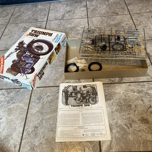 Triumph 3HW Unassembled 1:9 Scale Model Kit - Picture 1 of 18