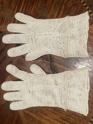 Guantes de ganchillo vintage OffWhite tejidos a mano Foto 1 de 4