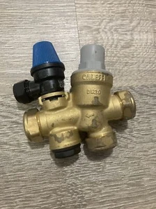 Caleffi 3/6 bar 533201/533112 CST combined PRV and cold fill monobloc manifold a - Picture 1 of 5