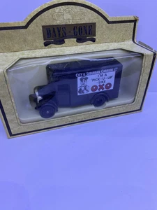 Lledo 1934 Denis Parcels Van - No 16023 - Days Gone Series - OXO Livery - Boxed - Picture 1 of 3