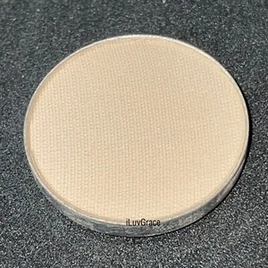 Mac Pro Palette Eye Shadow Refill ~ Omega ~ 100% Authentic ~ - Picture 1 of 7