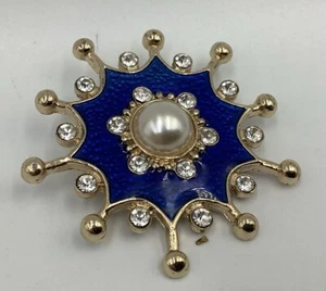 Spilla smaltata vintage finta perla bianca blu - Foto 1 di 6