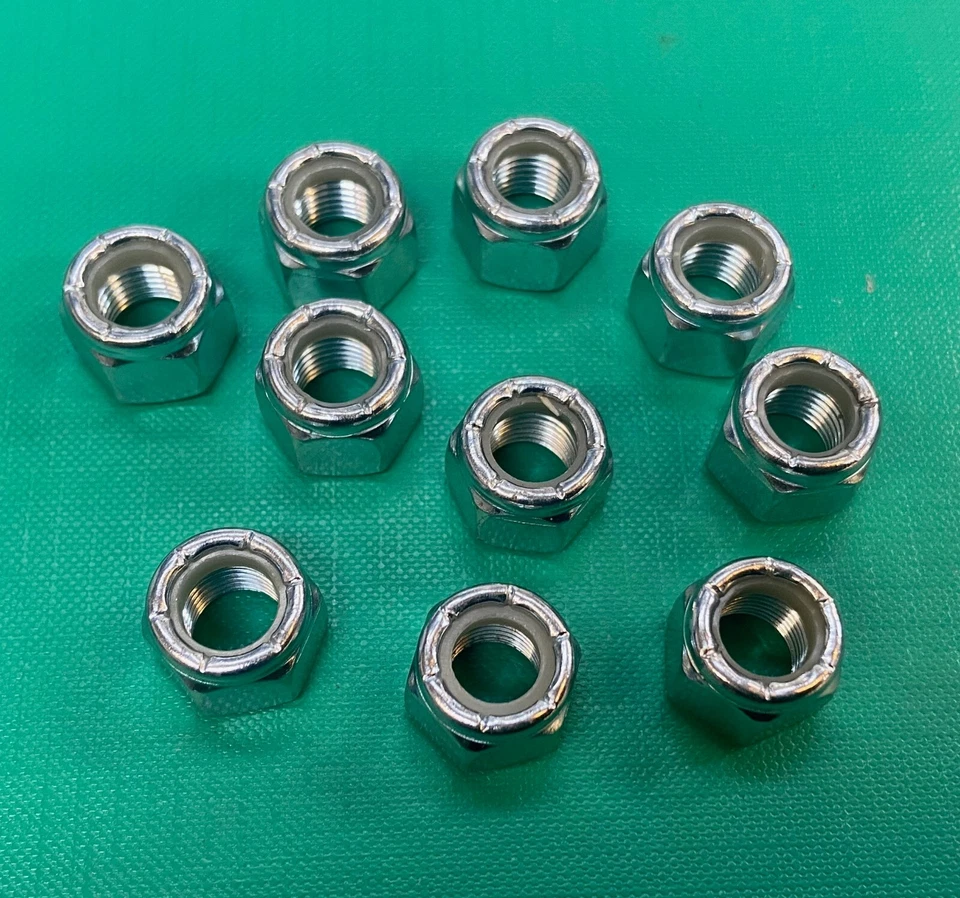 NEW Land Rover Series 2a 3 Diff to Axle Case UNF Nyloc Nuts x10 NY606041L 252162 - Image 1 of 1