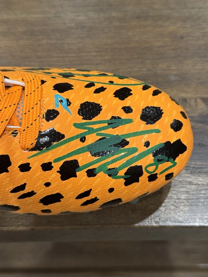 Donald Driver & Jordy Nelson 签名 Phenom Elite Flinstones Cleat Beckett 正品证书 — 第 1/4 张图片