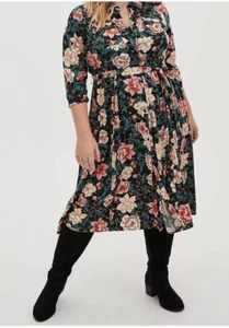 Vestido Camisa Torrid 1 Negro Floral Manga 3/4 Botón Ajuste Frontal Acampanado Midi - Imagen 1 de 10